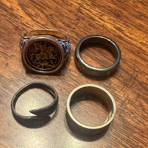 Black and Silver Men's Mixed Metal Ring Set